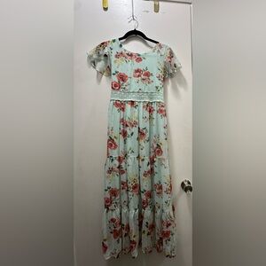 Girls dressy sundress 💐